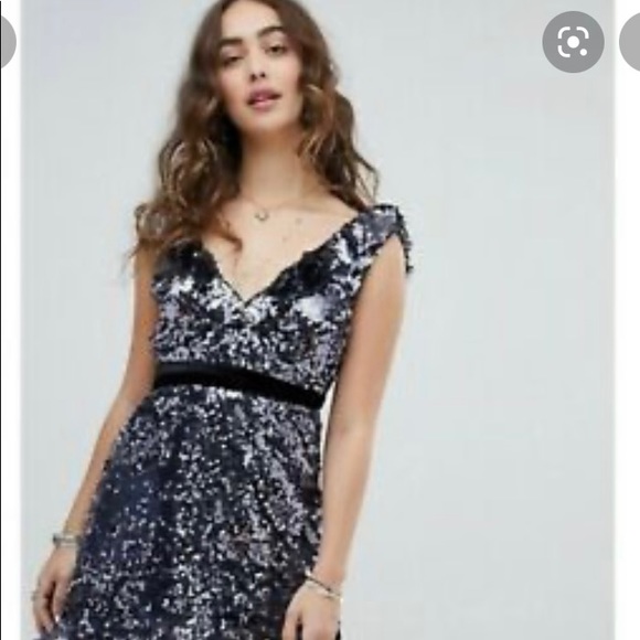 Free People Dresses & Skirts - Free People Sequin Siron Mini Dress